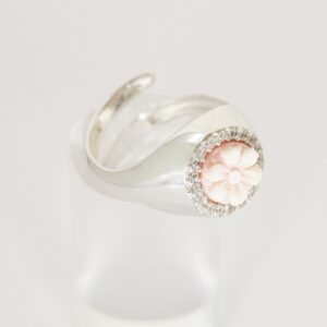 ANELLO CON FIORE CONCHIGLIA ROSA 8 MM ARGENTO E ZIRCONI-1794